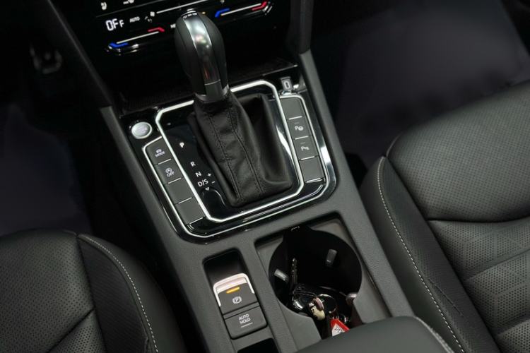 Used Volkswagen FAW-Volkswagen CC 2023 Hunting Vehicle 380TSI Hunter's Heart Edition Interior 3