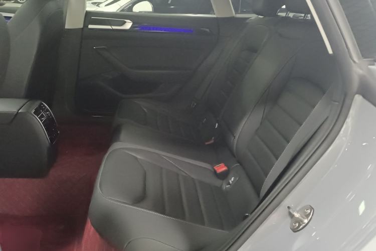 Used Volkswagen FAW-Volkswagen CC 2023 Hunting Vehicle 380TSI Hunter's Heart Edition Interior 4