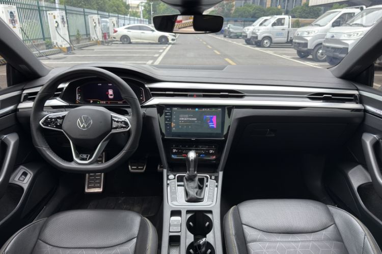 Used Volkswagen FAW-Volkswagen CC 2023 380TSI Striking Edition Interior 7