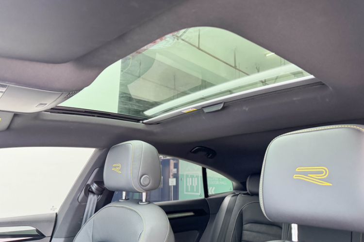 Used Volkswagen FAW-Volkswagen CC 2023 380TSI Striking Edition Interior 7