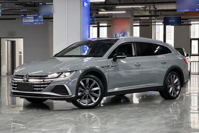 Used Volkswagen FAW-Volkswagen CC 2023 Hunting Vehicle 380TSI Hunter's Heart Edition