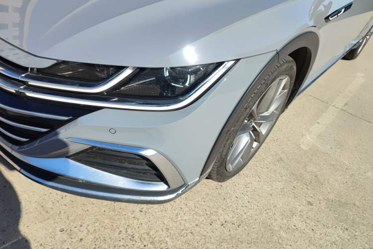 Used Volkswagen FAW-Volkswagen CC 2023 Hunting Vehicle 380TSI Hunter's Heart Edition Left Front Headlight