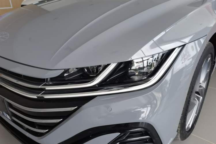 Used Volkswagen FAW-Volkswagen CC 2023 380TSI Striking Edition Left Front Headlight