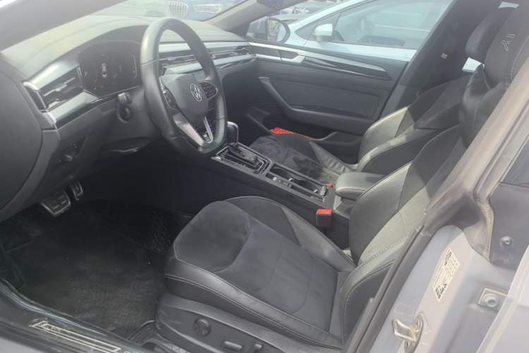Used Volkswagen FAW-Volkswagen CC 2023 330TSI Ignite Edition Left Front Seat