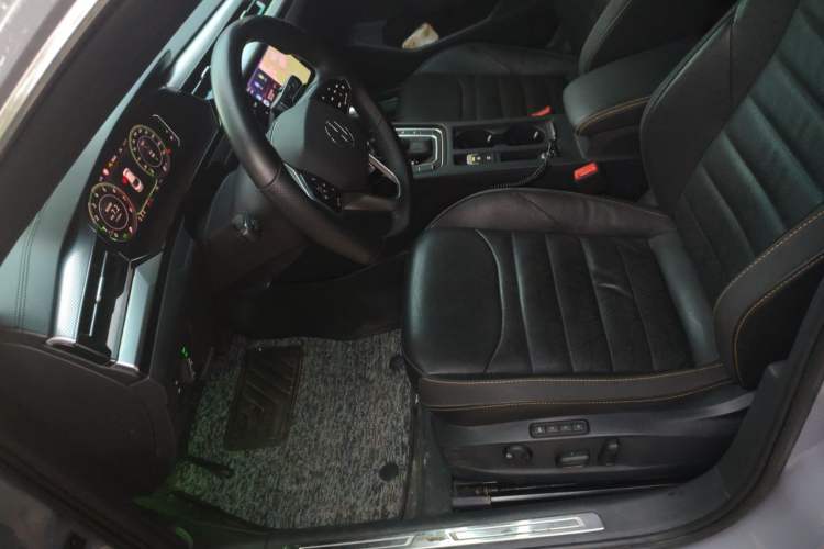 Used Volkswagen FAW-Volkswagen CC 2023 380TSI Striking Edition Left Front Seat