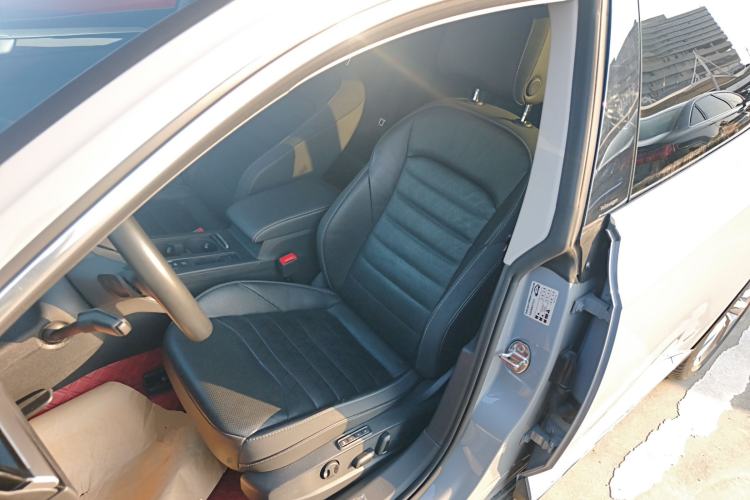 Used Volkswagen FAW-Volkswagen CC 2023 Hunting Vehicle 380TSI Hunter's Heart Edition Left Front Seat
