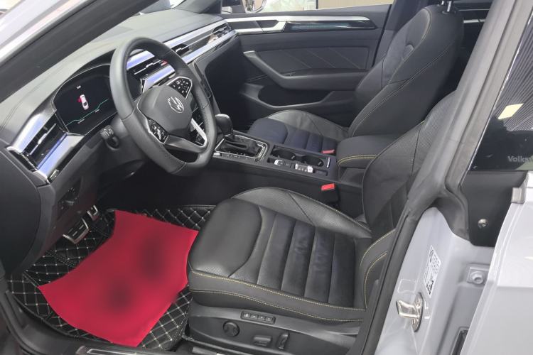 Used Volkswagen FAW-Volkswagen CC 2023 380TSI Striking Edition Left Front Seat