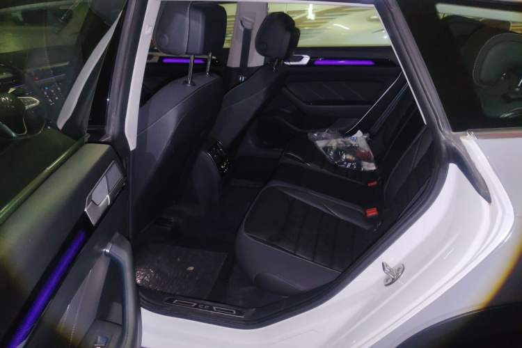 Used Volkswagen FAW-Volkswagen CC 2023 Hunting Vehicle 380TSI Hunter's Heart Edition Left Rear Seat