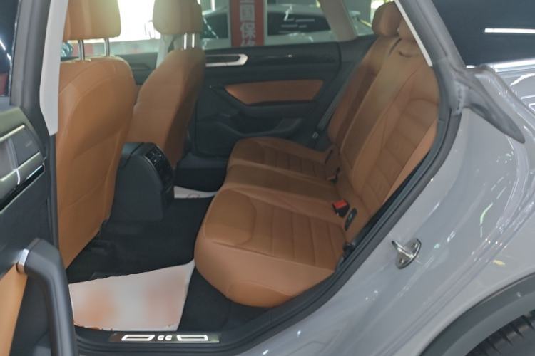 Used Volkswagen FAW-Volkswagen CC 2023 Hunting Vehicle 380TSI Hunter's Heart Edition Left Rear Seat