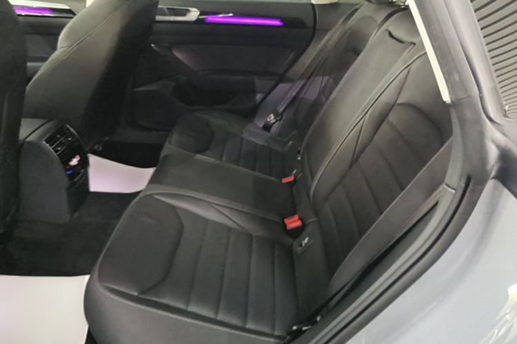 Used Volkswagen FAW-Volkswagen CC 2023 Hunting Vehicle 380TSI Hunter's Heart Edition Left Rear Seat