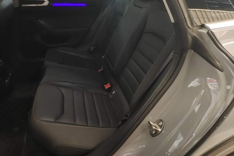 Used Volkswagen FAW-Volkswagen CC 2023 Hunting Vehicle 380TSI Hunter's Heart Edition Left Rear Seat