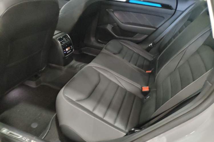 Used Volkswagen FAW-Volkswagen CC 2023 Hunting Vehicle 380TSI Hunter's Heart Edition Left Rear Seat