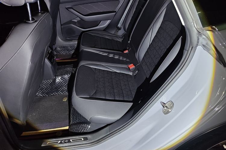 Used Volkswagen FAW-Volkswagen CC 2023 Hunting Vehicle 380TSI Hunter's Heart Edition Left Rear Seat