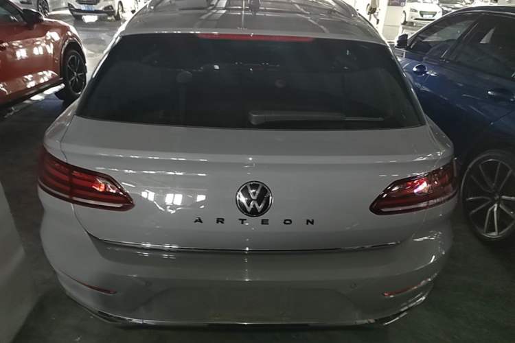 Used Volkswagen FAW-Volkswagen CC 2023 Hunting Vehicle 380TSI Hunter's Heart Edition Rear