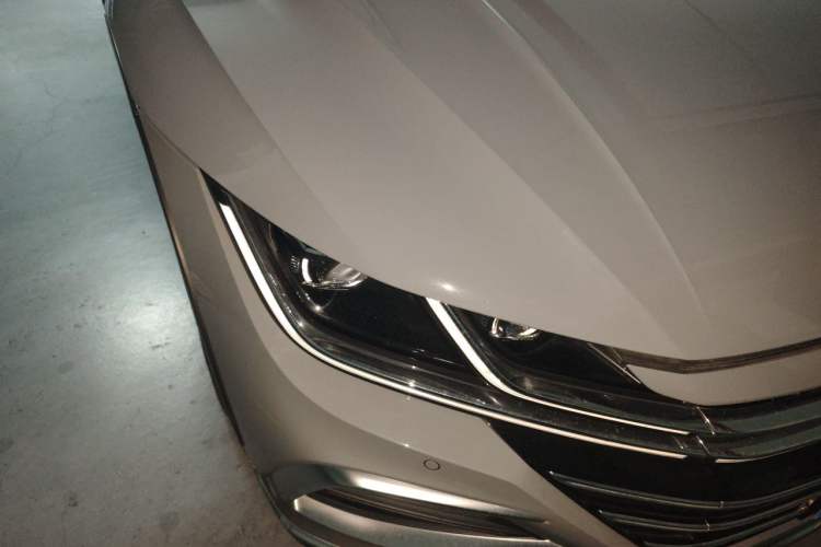 Used Volkswagen FAW-Volkswagen CC 2023 Hunting Vehicle 380TSI Hunter's Heart Edition Right Front Headlight