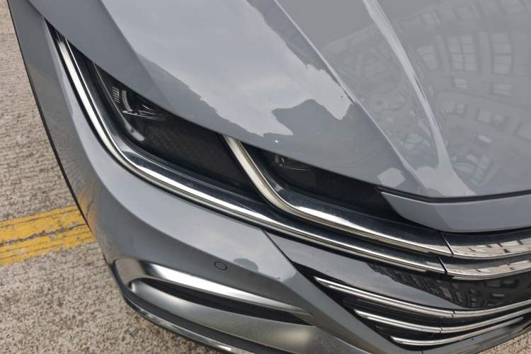 Used Volkswagen FAW-Volkswagen CC 2023 Hunting Vehicle 380TSI Hunter's Heart Edition Right Front Headlight