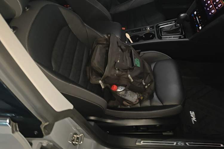 Used Volkswagen FAW-Volkswagen CC 2023 Hunting Vehicle 380TSI Hunter's Heart Edition Right Front Seat