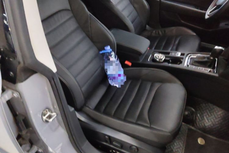 Used Volkswagen FAW-Volkswagen CC 2023 Hunting Vehicle 380TSI Hunter's Heart Edition Right Front Seat