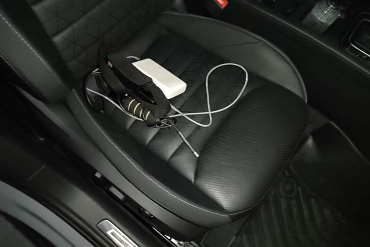 Used Volkswagen FAW-Volkswagen CC 2023 Hunting Vehicle 380TSI Hunter's Heart Edition Right Front Seat
