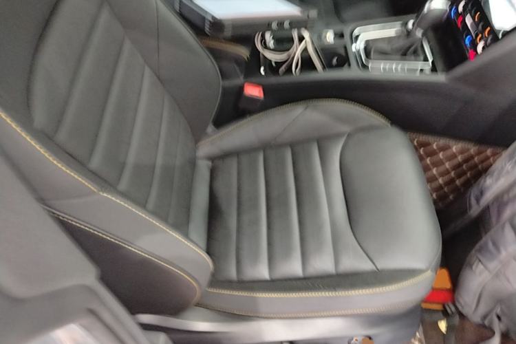 Used Volkswagen FAW-Volkswagen CC 2023 380TSI Striking Edition Right Front Seat