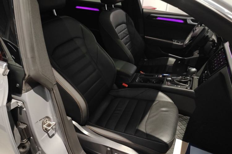 Used Volkswagen FAW-Volkswagen CC 2023 380TSI Striking Edition Right Front Seat