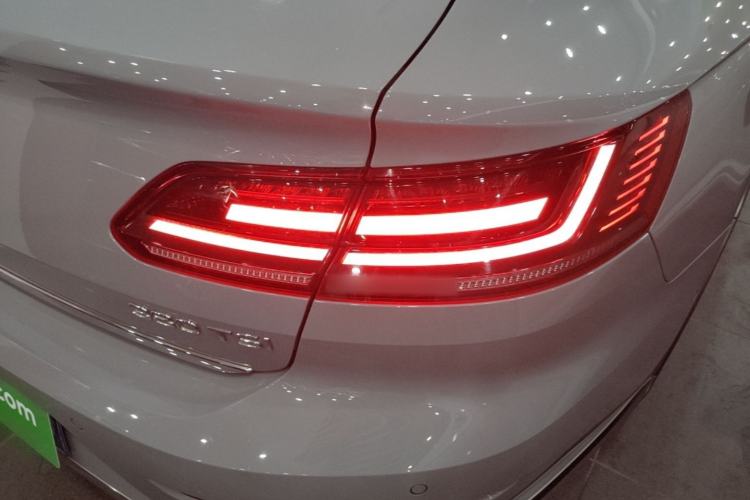 Used Volkswagen FAW-Volkswagen CC 2023 Hunting Vehicle 380TSI Hunter's Heart Edition Right Rear Taillight