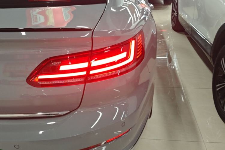Used Volkswagen FAW-Volkswagen CC 2023 380TSI Striking Edition Right Rear Taillight
