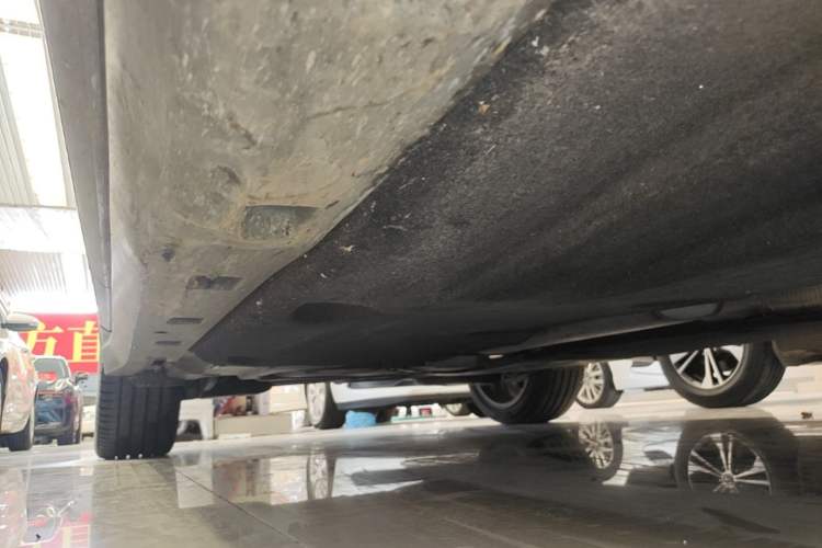 Used Volkswagen FAW-Volkswagen CC 2023 Hunting Vehicle 380TSI Hunter's Heart Edition Right Side Sill