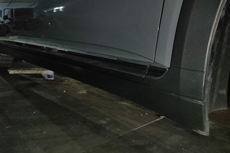 Used Volkswagen FAW-Volkswagen CC 2023 Hunting Vehicle 380TSI Hunter's Heart Edition Right Side Sill