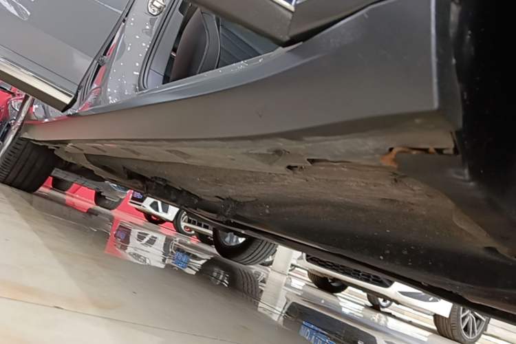 Used Volkswagen FAW-Volkswagen CC 2023 Hunting Vehicle 380TSI Hunter's Heart Edition Right Side Sill