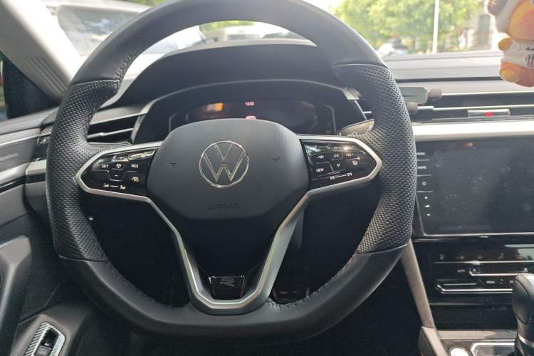 Used Volkswagen FAW-Volkswagen CC 2023 380TSI Striking Edition Steering Wheel