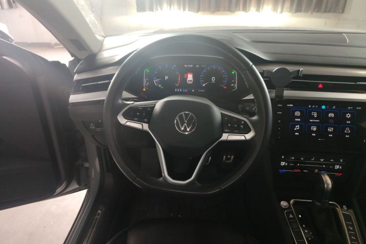 Used Volkswagen FAW-Volkswagen CC 2023 Hunting Vehicle 380TSI Hunter's Heart Edition Steering Wheel