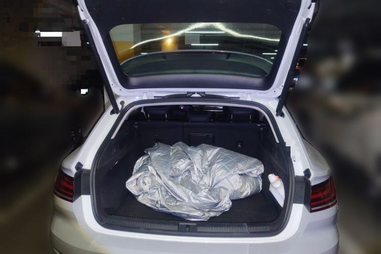 Used Volkswagen FAW-Volkswagen CC 2023 Hunting Vehicle 380TSI Hunter's Heart Edition Trunk