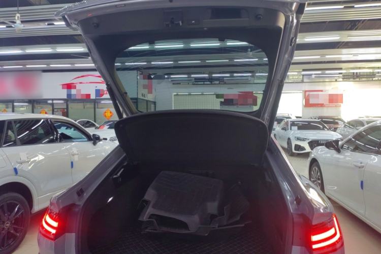 Used Volkswagen FAW-Volkswagen CC 2023 380TSI Striking Edition Trunk
