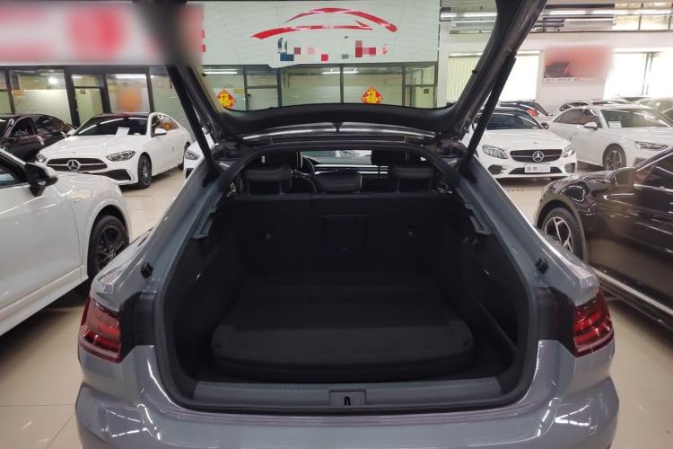 Used Volkswagen FAW-Volkswagen CC 2023 380TSI Striking Edition Trunk