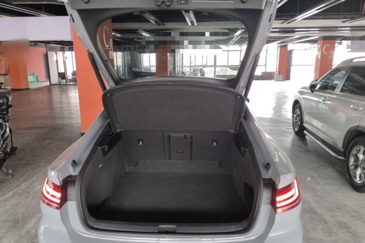 Used Volkswagen FAW-Volkswagen CC 2023 380TSI Striking Edition Trunk