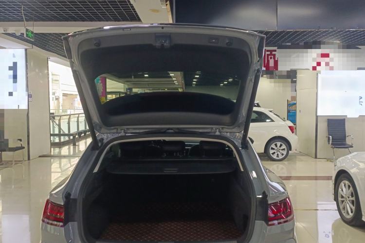 Used Volkswagen FAW-Volkswagen CC 2023 Hunting Vehicle 380TSI Hunter's Heart Edition Trunk