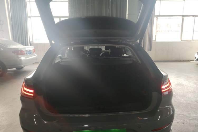 Used Volkswagen FAW-Volkswagen CC 2023 Hunting Vehicle 380TSI Hunter's Heart Edition Trunk