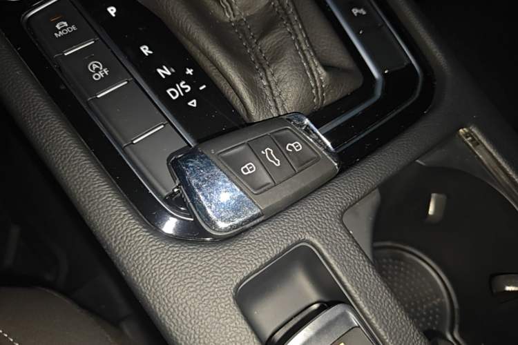 Used Volkswagen FAW-Volkswagen CC 2023 Hunting Vehicle 380TSI Hunter's Heart Edition Vehicle Key