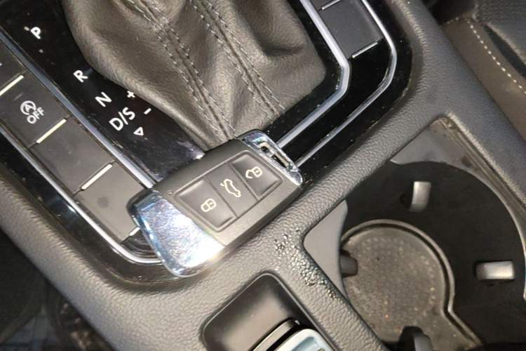 Used Volkswagen FAW-Volkswagen CC 2023 Hunting Vehicle 380TSI Hunter's Heart Edition Vehicle Key