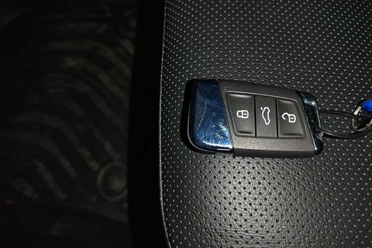 Used Volkswagen FAW-Volkswagen CC 2023 Hunting Vehicle 380TSI Hunter's Heart Edition Vehicle Key