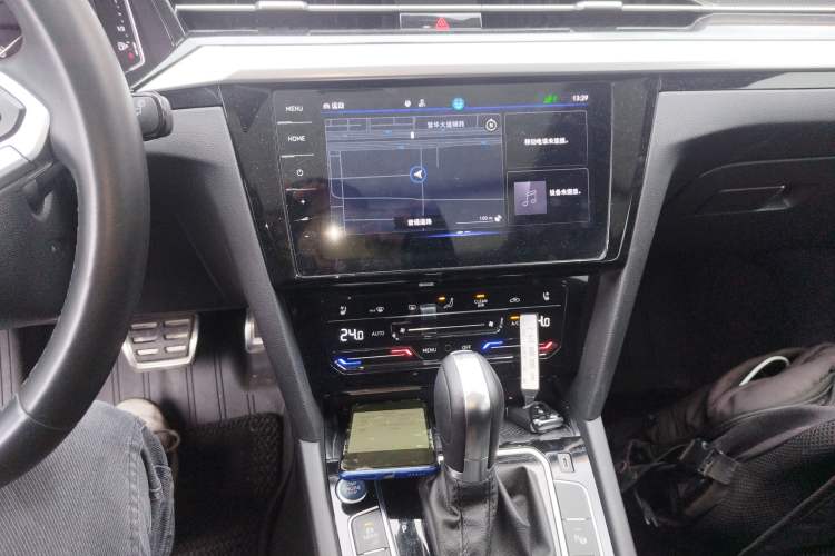 Used Volkswagen FAW-Volkswagen CC 2023 Hunting Vehicle 380TSI Hunter's Heart Edition Audio And AC Panel