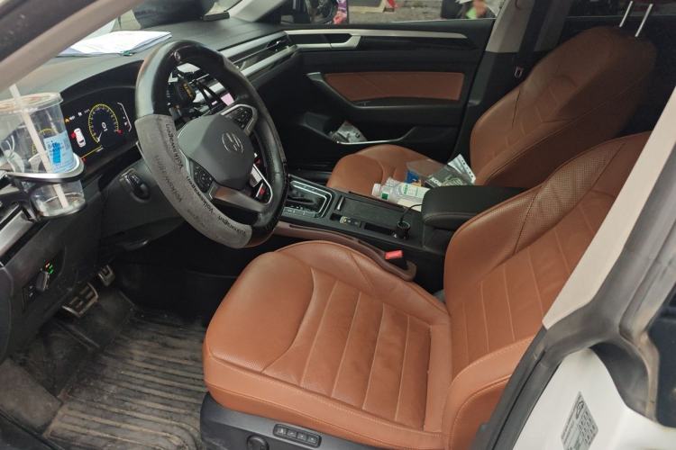 Used Volkswagen FAW-Volkswagen CC 2023 Hunting Vehicle 380TSI Hunter's Heart Edition Driver Seat