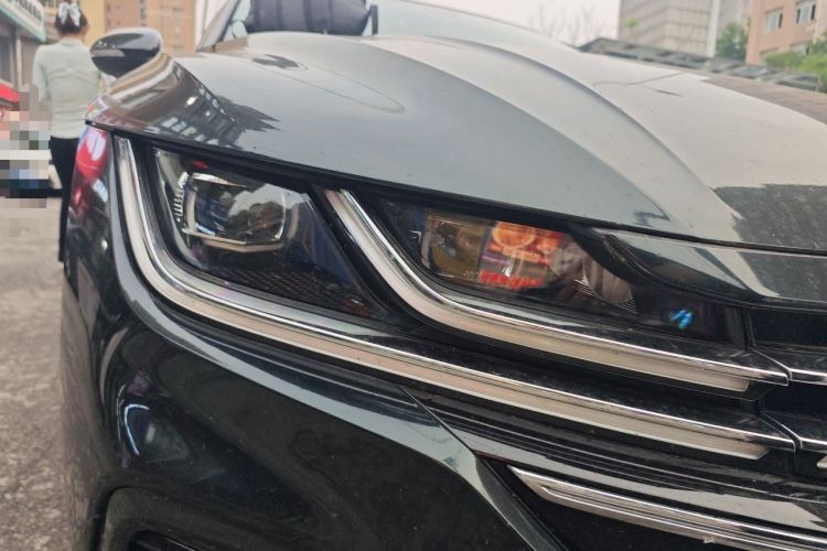 Used Volkswagen FAW-Volkswagen CC 2023 Hunting Vehicle 380TSI Hunter's Heart Edition Right Front Headlight
