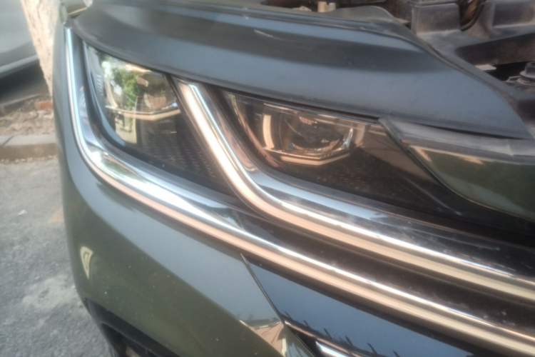 Used Volkswagen FAW-Volkswagen CC 2023 380TSI Striking Edition Right Front Headlight