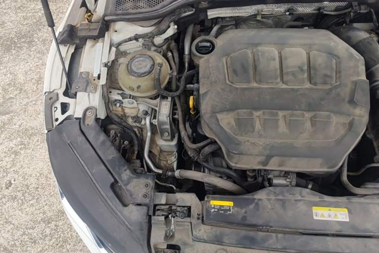 Used Volkswagen FAW-Volkswagen CC  Engine Bay Right