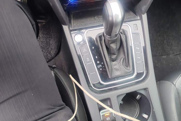 Used Volkswagen FAW-Volkswagen CC  Gear Lever