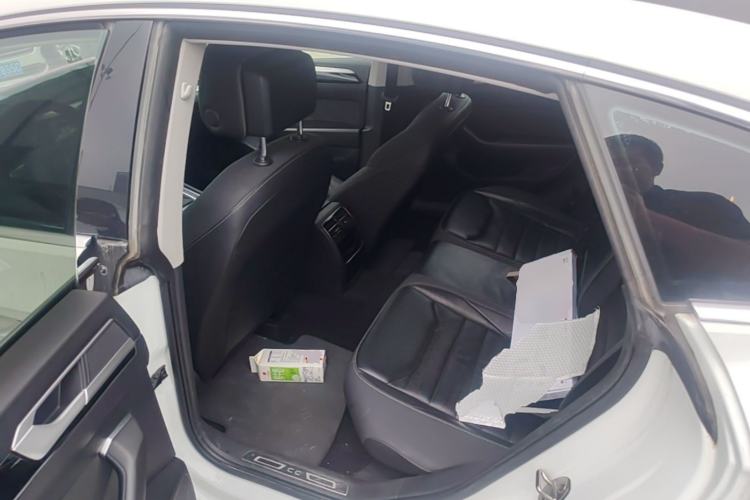 Used Volkswagen FAW-Volkswagen CC  Left Rear Seat