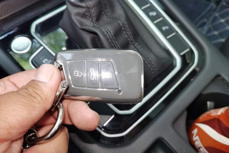 Used Volkswagen FAW-Volkswagen CC 2023 Hunting Vehicle 380TSI Hunter's Heart Edition Vehicle Key
