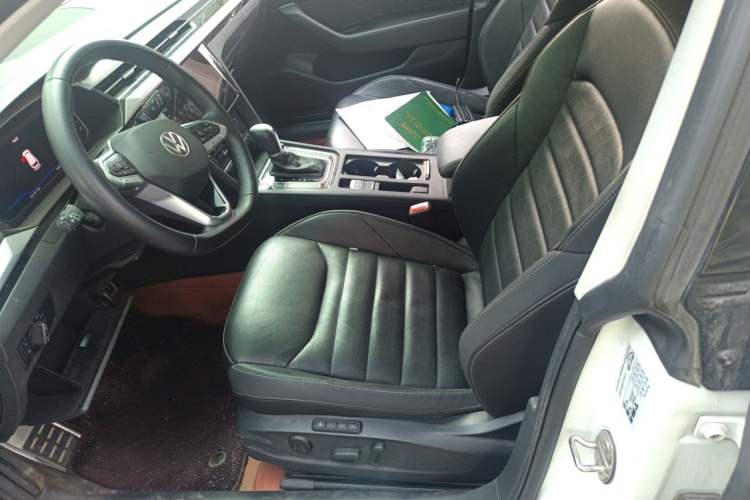 Used Volkswagen FAW-Volkswagen CC 2023 Hunting Vehicle 380TSI Hunter's Heart Edition Left Front Seat